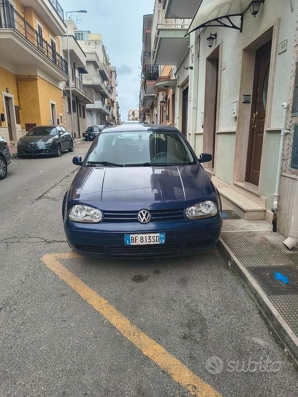 Usata VW Golf III 110 CV (80 kW) 1999 Blu Berlina