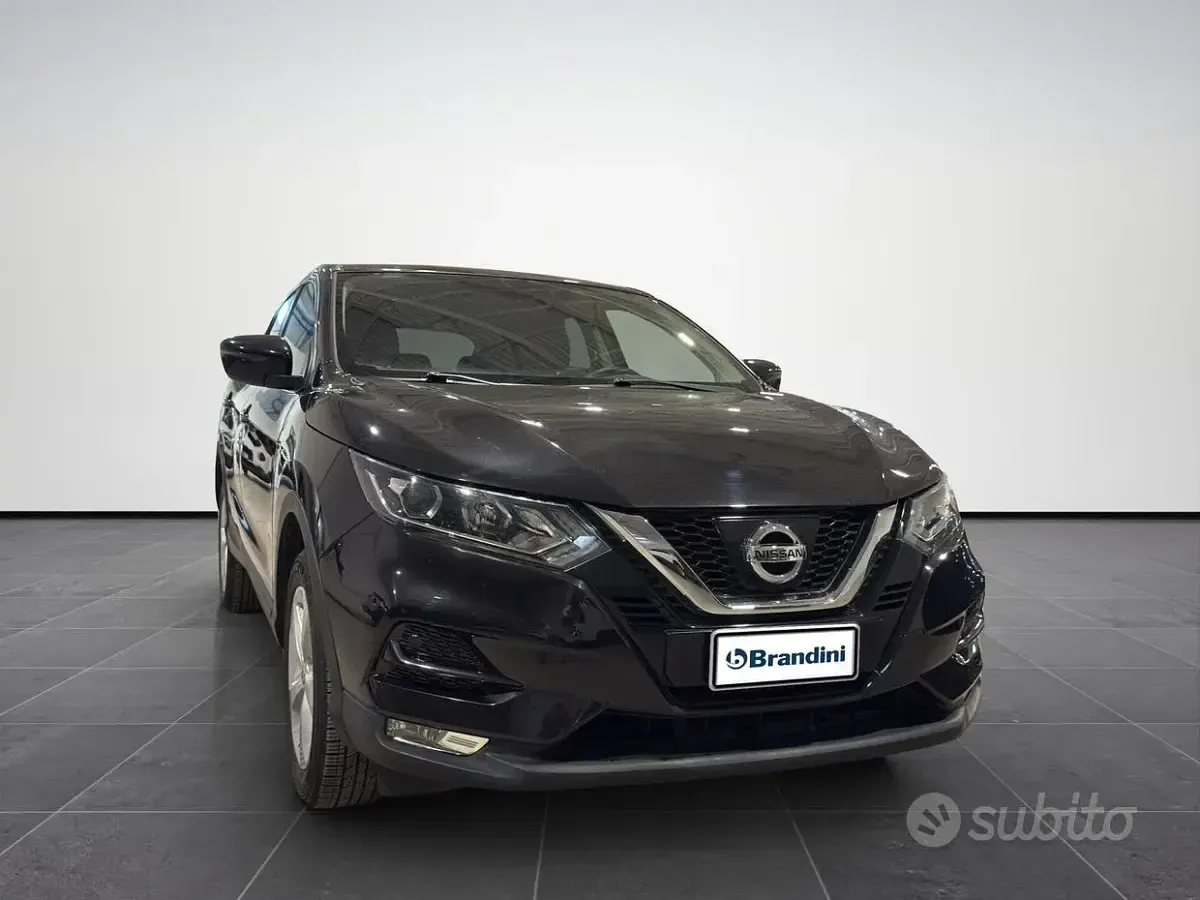 Usata Nissan Qashqai Acenta 163 CV (119 kW) 2017 Nero SUV