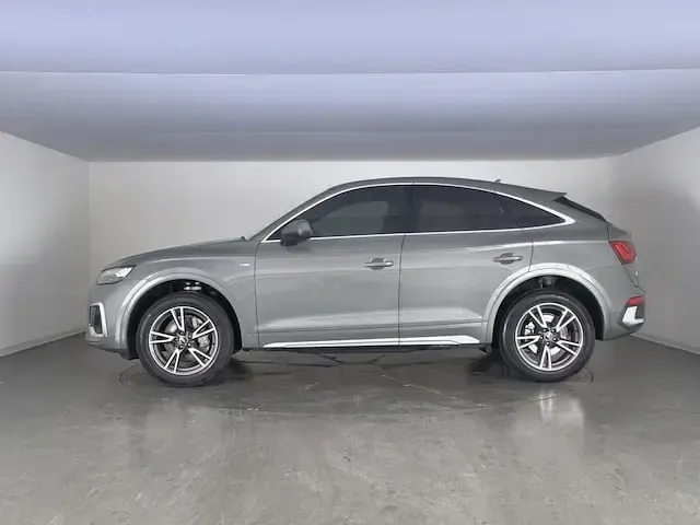 Usata Audi Q5 Sportback S-Line 204 CV (150 kW) 2024 Grigio chronos metallizzato SUV