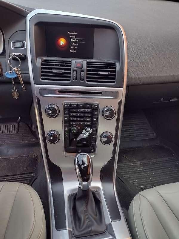 Usata Volvo XC60 Ocean Race 150 CV (110 kW) 2015 Blu/azzurro SUV