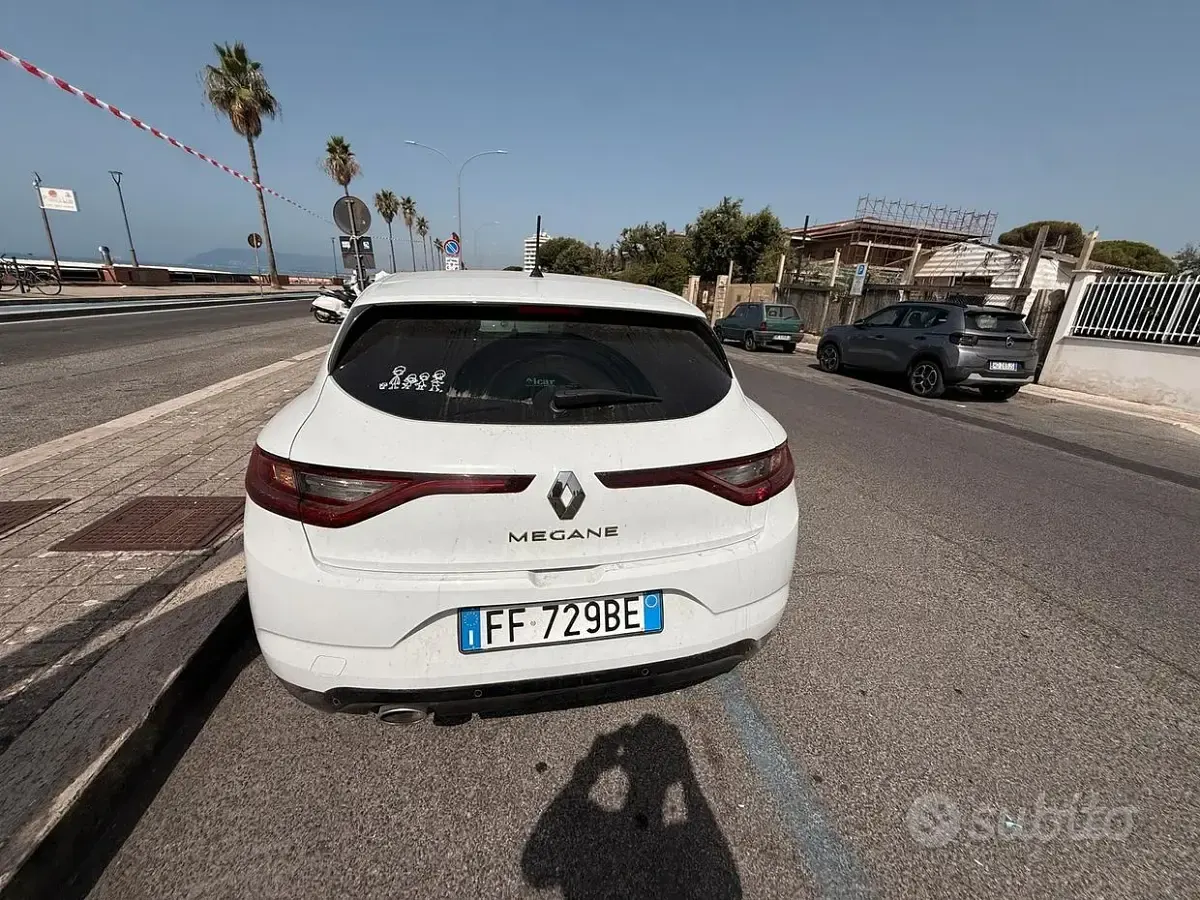 Usata Renault Mégane IV 110 CV (80 kW) 2016 Bianco Berlina
