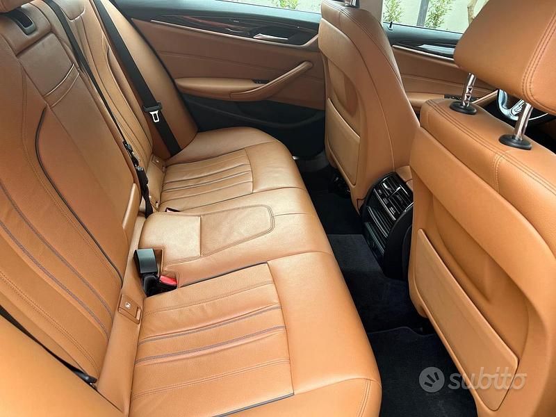 Usata BMW 520 Luxury Line 2019 Blu Berlina