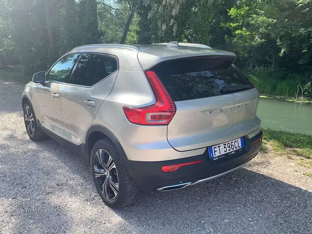 Usata Volvo XC40 Inscription 190 CV (139 kW) 2018 Beige SUV