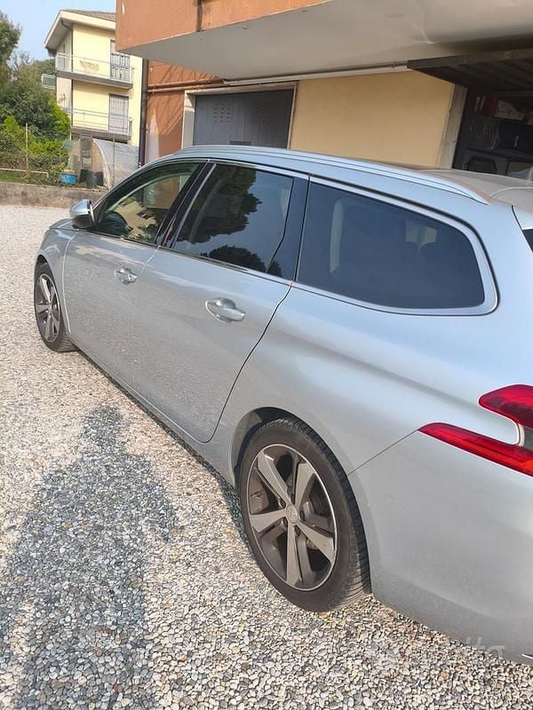 Grigio Usata 2015 Peugeot 308 SW Station wagon | 6000 € (Ottimo prezzo) - Immagine 1/3