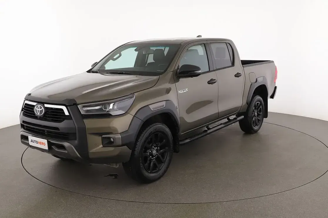 Begagnad Toyota HiLux 204 HK (150 kW) 2026 Pickup