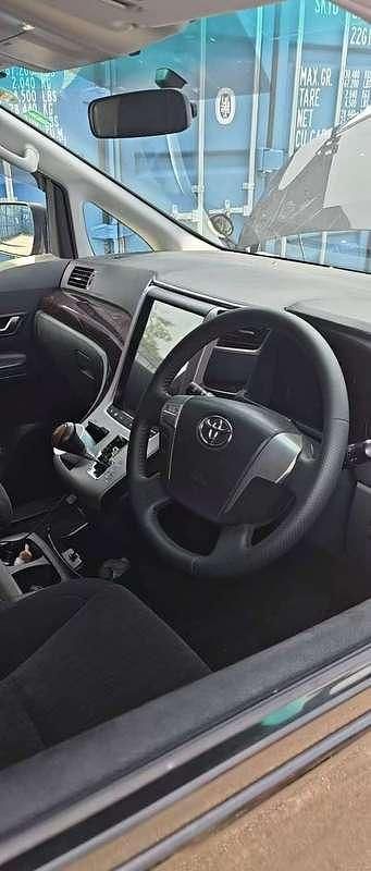 Usata Toyota Alphard 170 CV (125 kW) 2012 Nero Monovolume