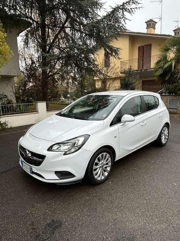 Usata 2018 Opel Corsa Cosmo Tre volumi | 6000 € (Super prezzo) - Immagine 1/4
