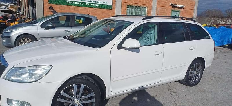 Usata Skoda Octavia Ambition 105 CV (77 kW) 2012 Station wagon