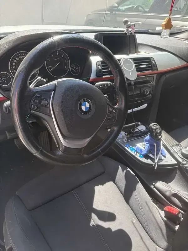 Usata BMW 320 Sport Line 163 CV (119 kW) 2013 Bianco Station wagon
