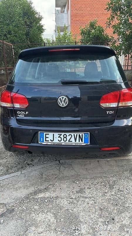 Usata VW Golf VI 105 CV (77 kW) 2011 Nero Utilitaria