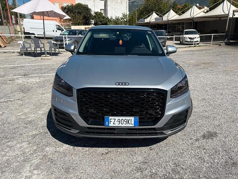 Usata Audi Q2 Sport 116 CV (85 kW) 2019 Grigio SUV