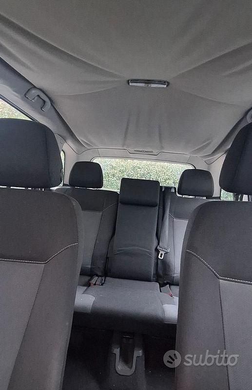 Usata Opel Zafira 2008 Grigio Monovolume