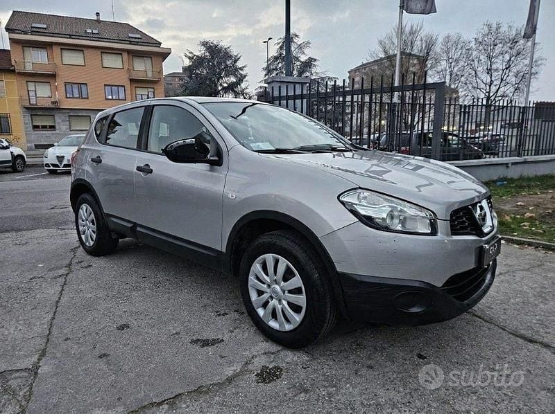 Usata Nissan Qashqai 110 CV (80 kW) 2013 Grigio SUV