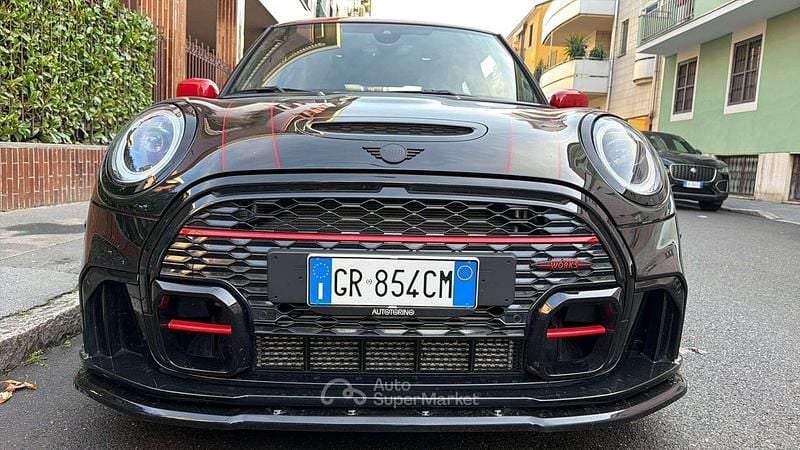 Nero Usata 2023 Mini Cooper Clubman Station wagon | 39.900 € - Immagine 1/4