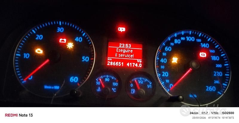 Usata VW Touran 101 CV (74 kW) 2003 Grigio Monovolume