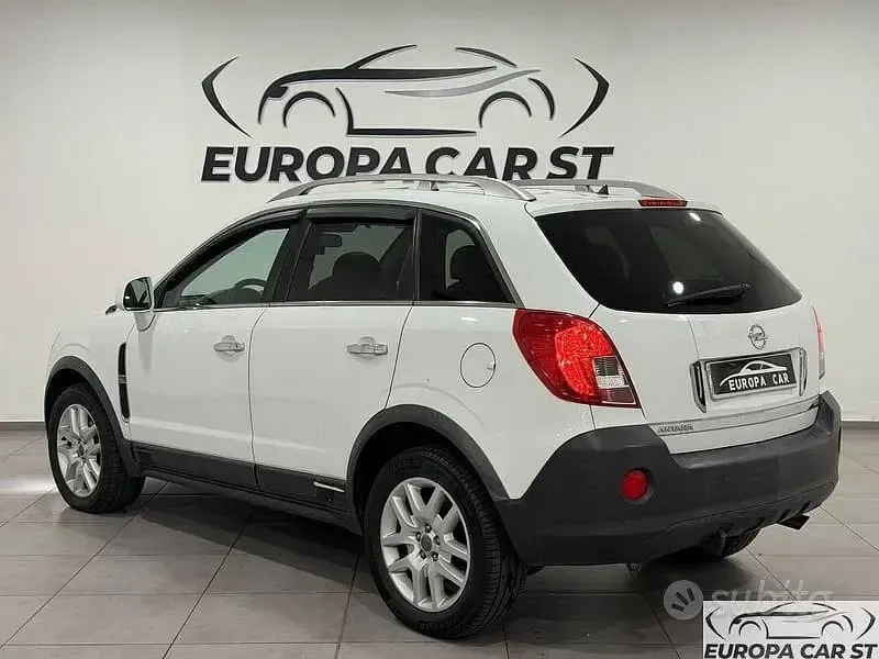 Usata Opel Antara Cosmo 163 CV (119 kW) 2011 Bianco SUV