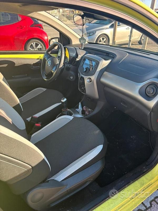 Usata Toyota Aygo 2017 Giallo Utilitaria