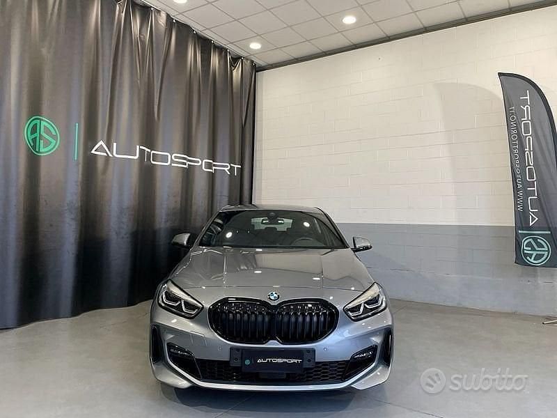 Usata BMW 118 M Sport 140 CV (102 kW) 2023 Grigio Utilitaria