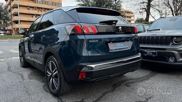 Usata Peugeot 3008 Allure 150 CV (110 kW) 2024 Verde metallizzato SUV