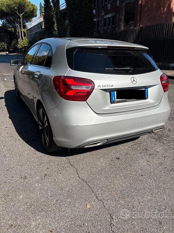 Usata Mercedes A180 2018 Grigio Berlina