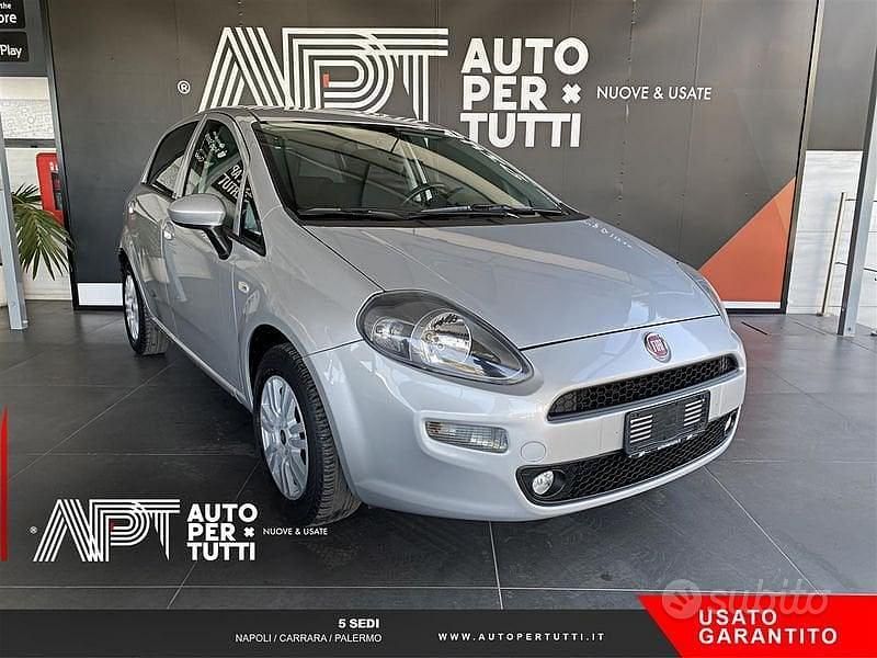 Usata Fiat Punto Street 69 CV (50 kW) 2018 Grigio Utilitaria