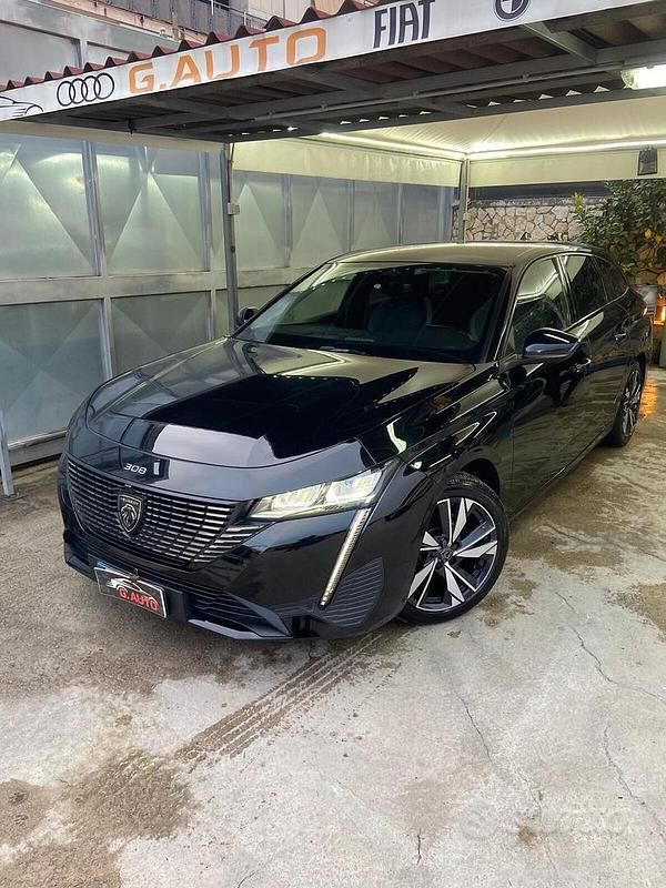 Usata Peugeot 308 Allure 130 CV (95 kW) 2022 Nero Station wagon