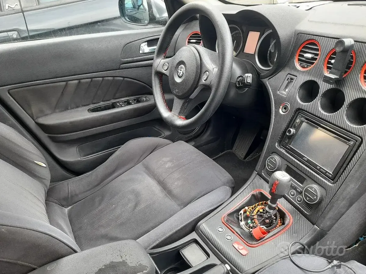 Usata Alfa Romeo 159 150 CV (110 kW) 2008 Nero Station wagon