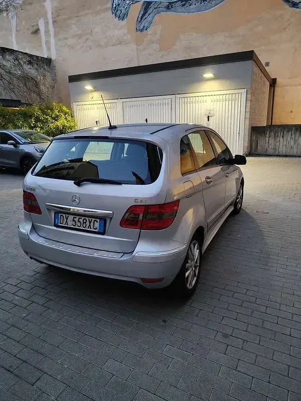 Usata Mercedes B180 109 CV (80 kW) 2009 Monovolume