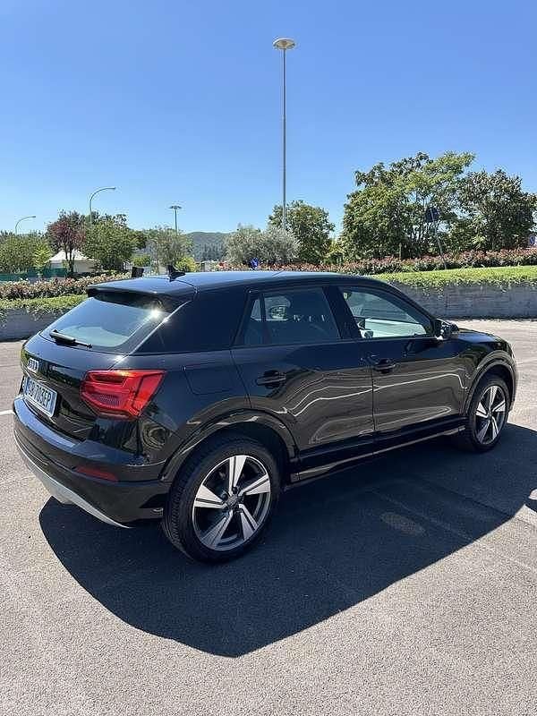 Usata Audi Q2 Business 150 CV (110 kW) 2020 Nero SUV