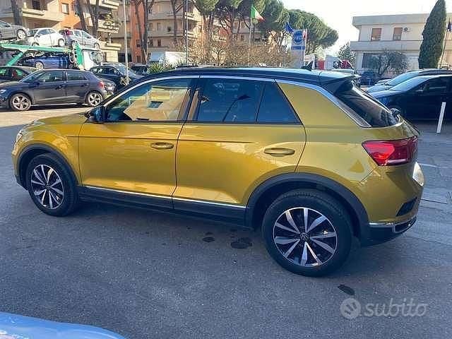 Usata VW T-Roc Style 110 CV (80 kW) 2021 Giallo SUV