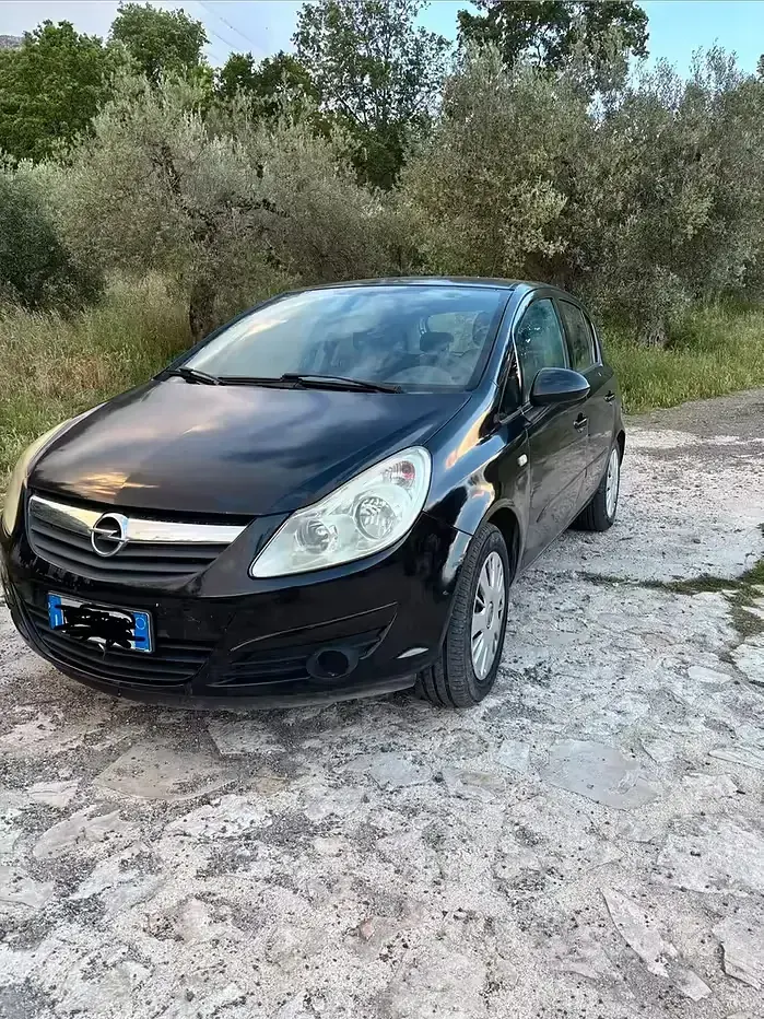 Usata Opel Corsa 75 CV (55 kW) 2007 Utilitaria