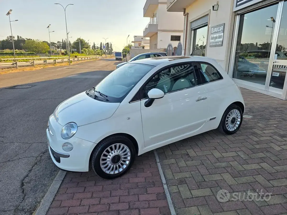 Usata Fiat 500 Lounge 69 CV (50 kW) 2012 Bianco Berlina