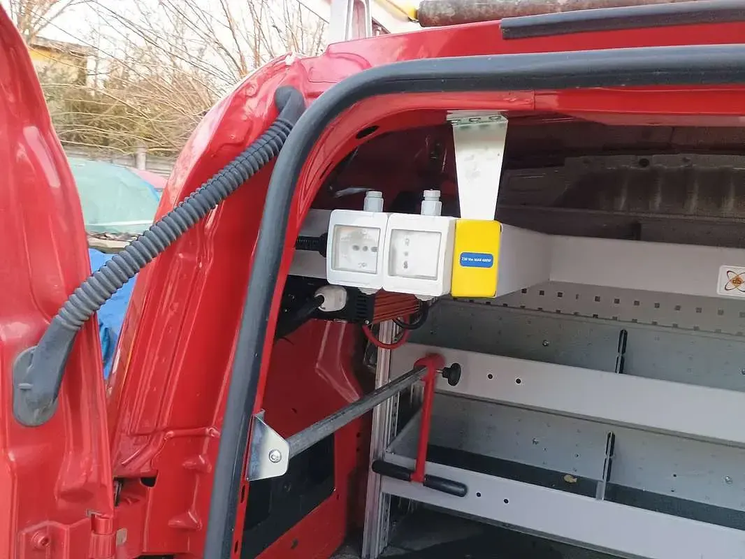Usata Fiat Fiorino 95 CV (69 kW) 2016 Rosso Monovolume