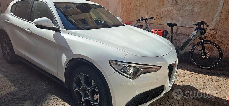 Usata Alfa Romeo Stelvio 160 CV (117 kW) 2019 Bianco SUV