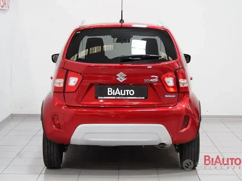 Usata Suzuki Ignis 83 CV (61 kW) 2023 Rosso SUV