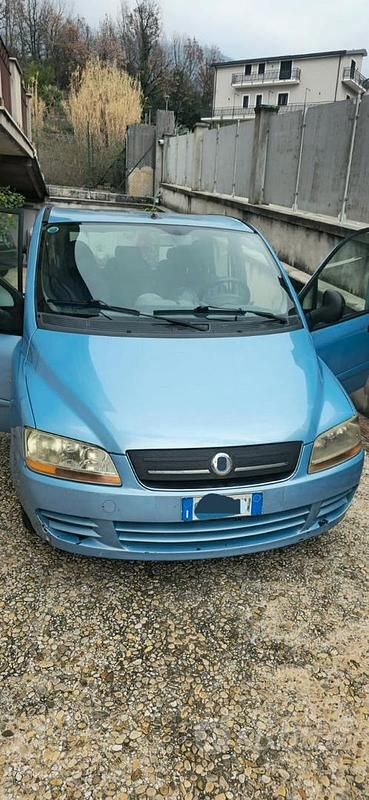 Usata Fiat Multipla 120 CV (88 kW) 2004 Monovolume