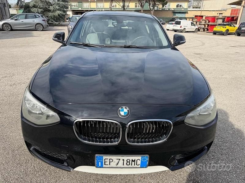Usata BMW 116 115 CV (84 kW) 2012 Nero Utilitaria
