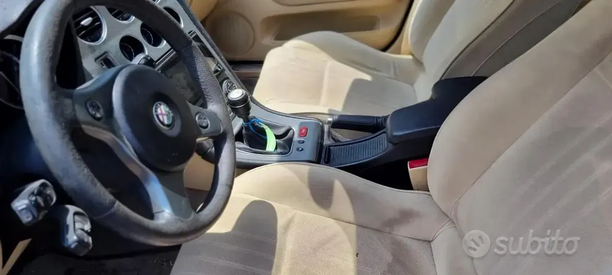 Usata Alfa Romeo 159 150 CV (110 kW) 2008 Bluazzurro Berlina