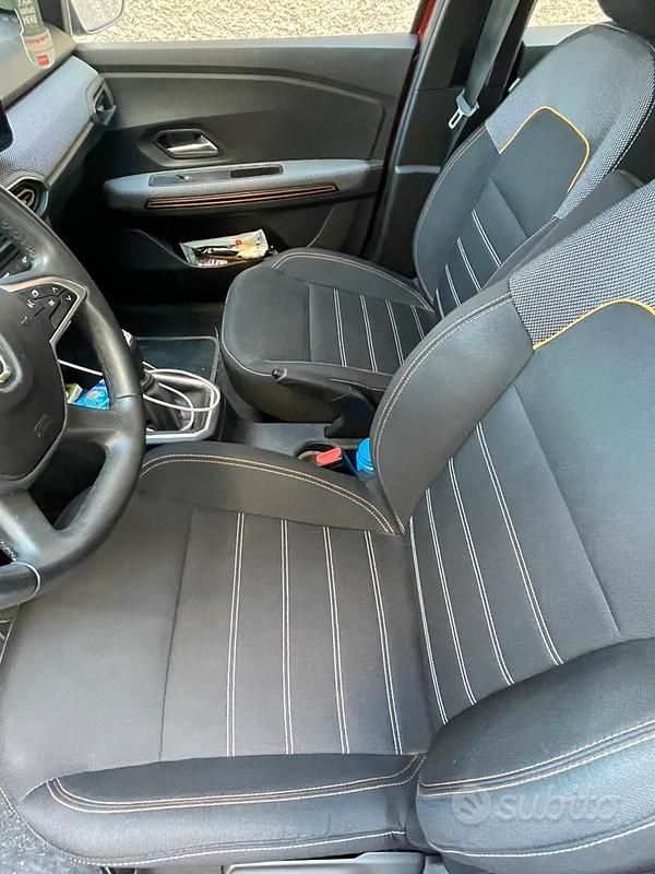 Usata Dacia Sandero Stepway 90 CV (66 kW) 2022 Rosso Berlina