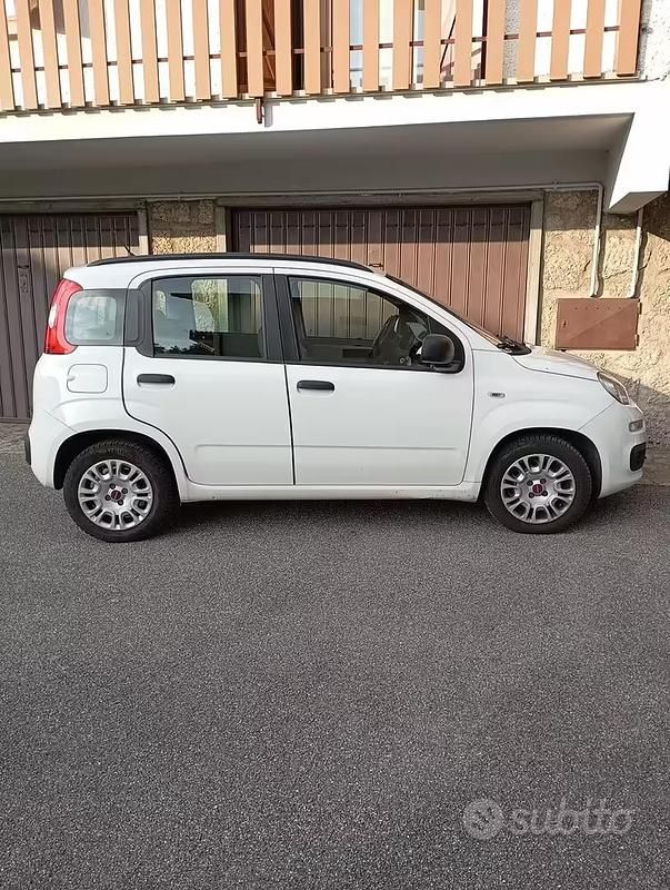Usata Fiat Panda 69 CV (50 kW) 2015 Bianco Utilitaria