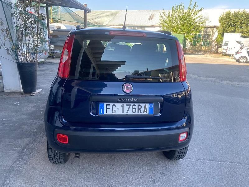 Usata Fiat Panda Lounge 80 CV (58 kW) 2016 Blu Utilitaria