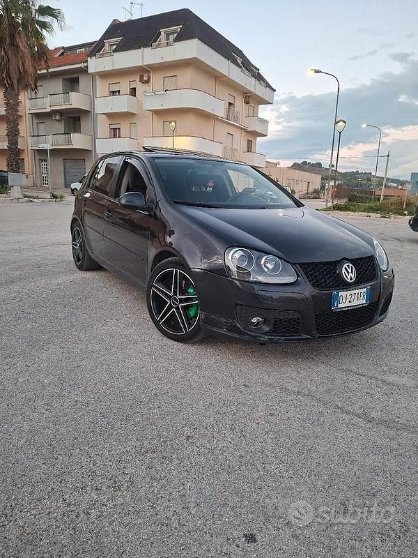 Usata VW Golf V 105 CV (77 kW) 2007 Nero Berlina