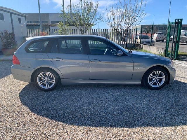 Usata BMW 320 Efficient Dynamics 163 CV (119 kW) 2008 Grigio Station wagon