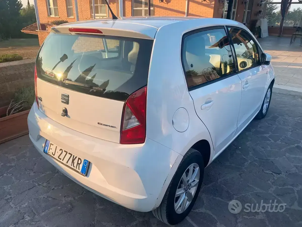 Usata Seat Mii Chic 68 CV (50 kW) 2017 Bianco Utilitaria