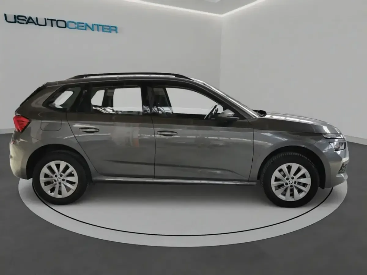 Usata Skoda Kamiq Ambition 150 CV (110 kW) 2023 Blu race metallizzato SUV