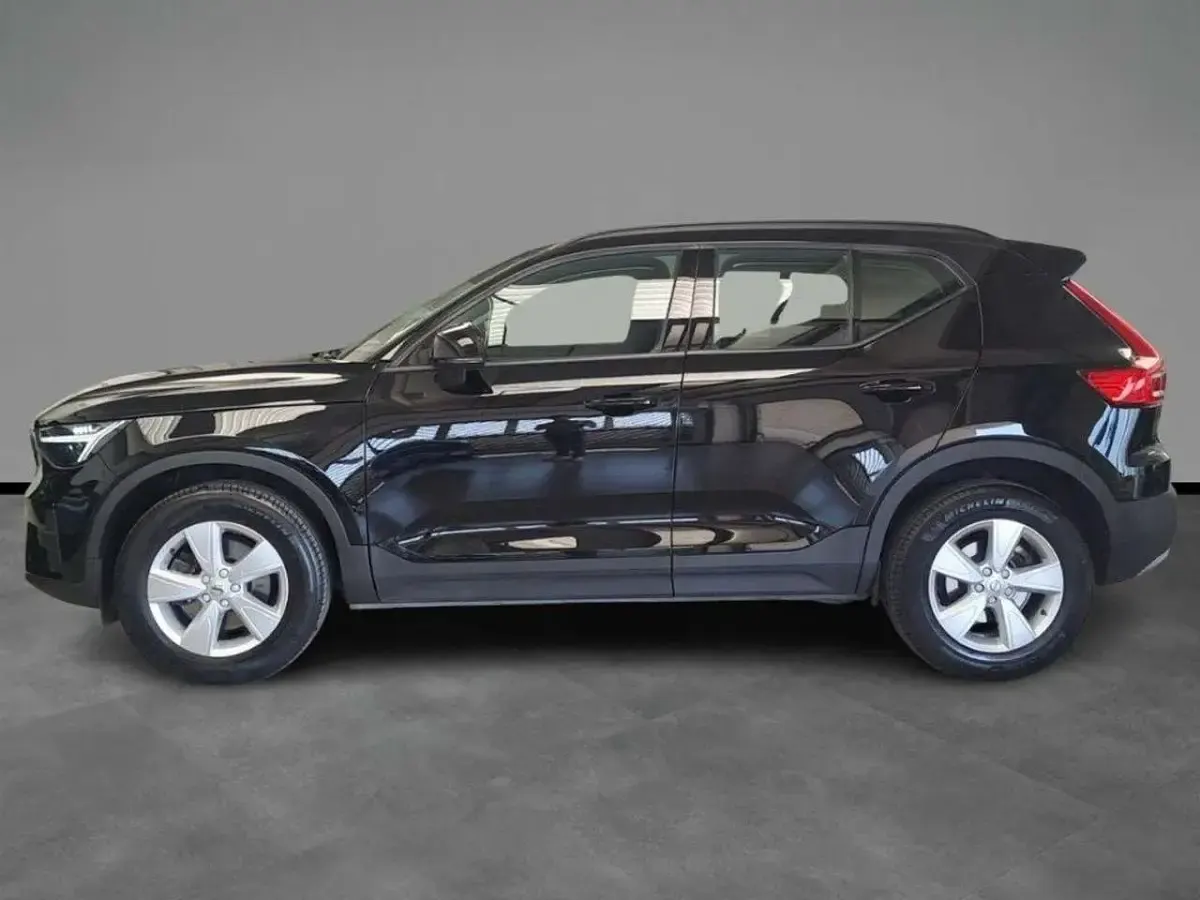 Usata Volvo XC40 163 CV (119 kW) 2022 Nero SUV