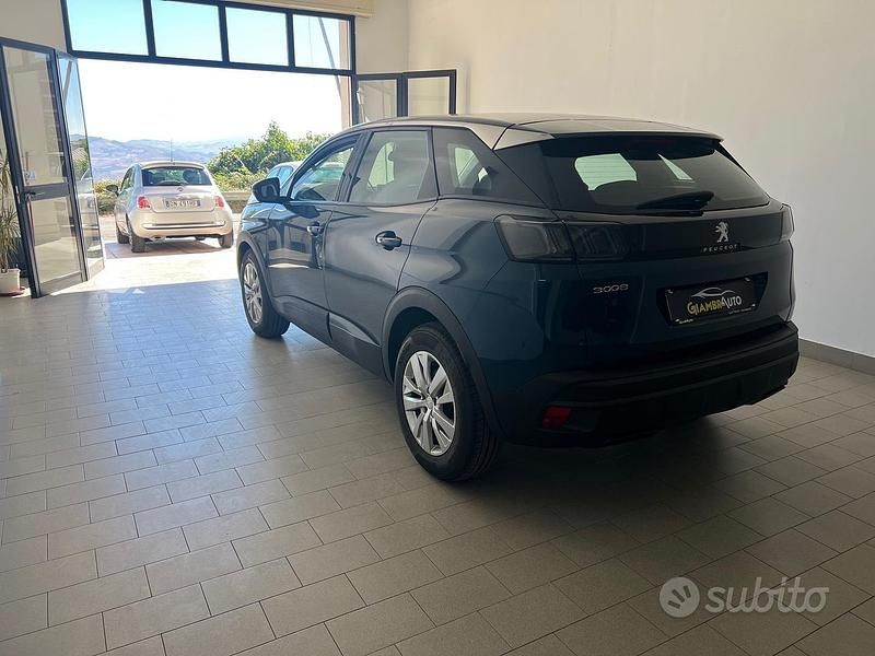 Usata Peugeot 3008 Allure 131 CV (96 kW) 2022 Verde Station wagon