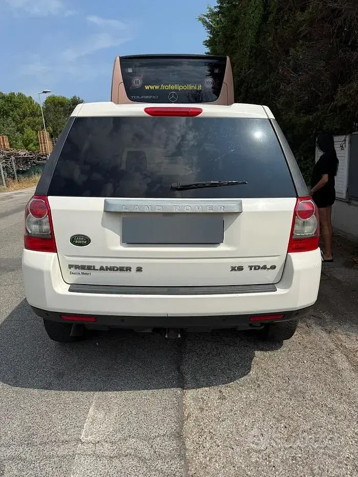 Usata Land Rover Freelander 2 150 CV (110 kW) 2010 Bianco SUV