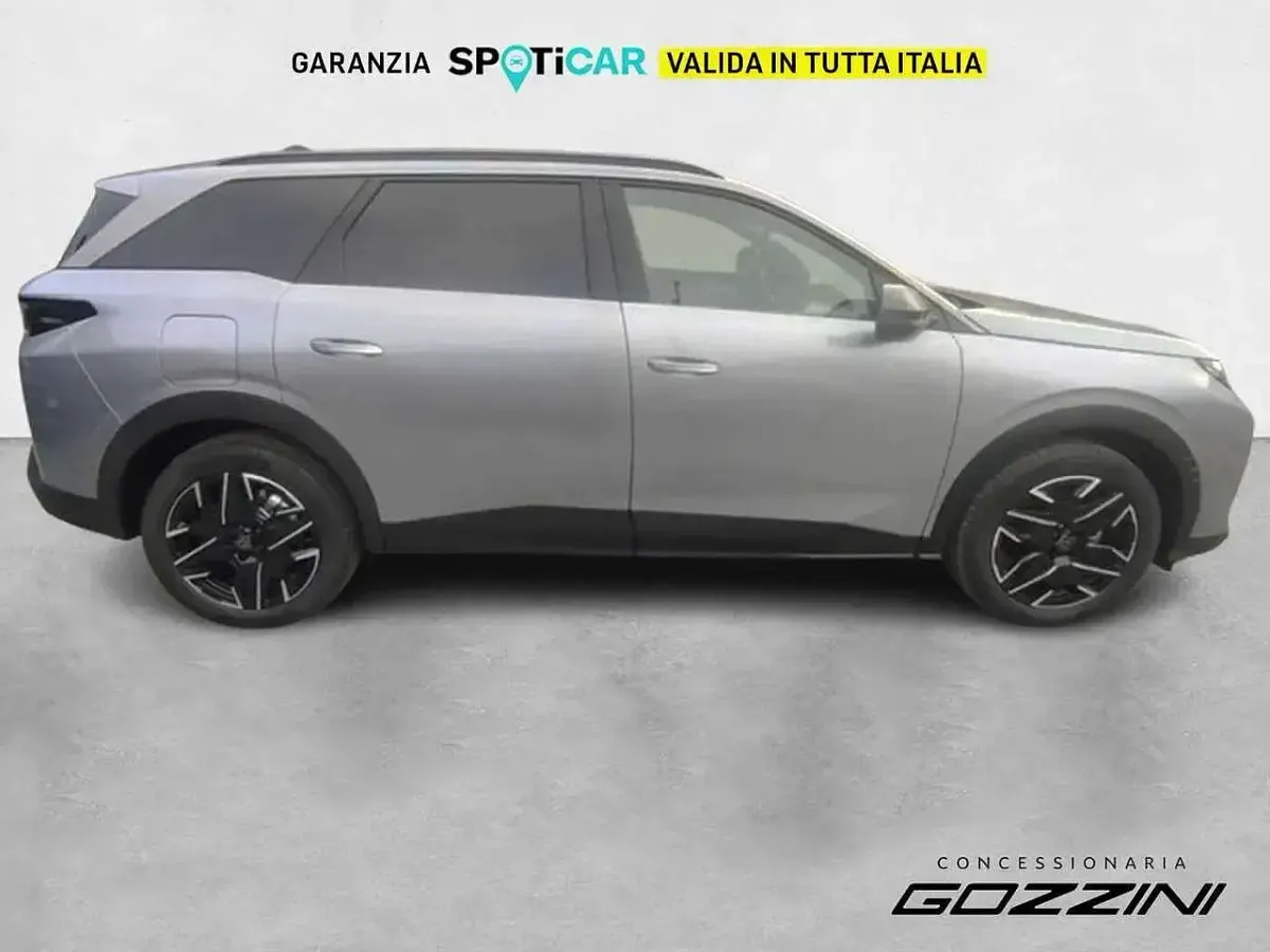 Nuova Peugeot 5008 Allure 196 CV (144 kW) 2026 Grigio artense SUV