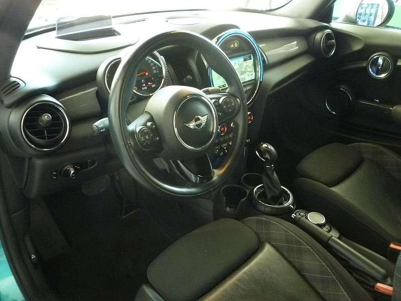 Usata Mini Cooper Cabriolet Hype 136 CV (100 kW) 2017 Blu/azzurro Cabrio